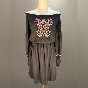 Hollister Black Floral Embroidered Off-Shoulder Dress